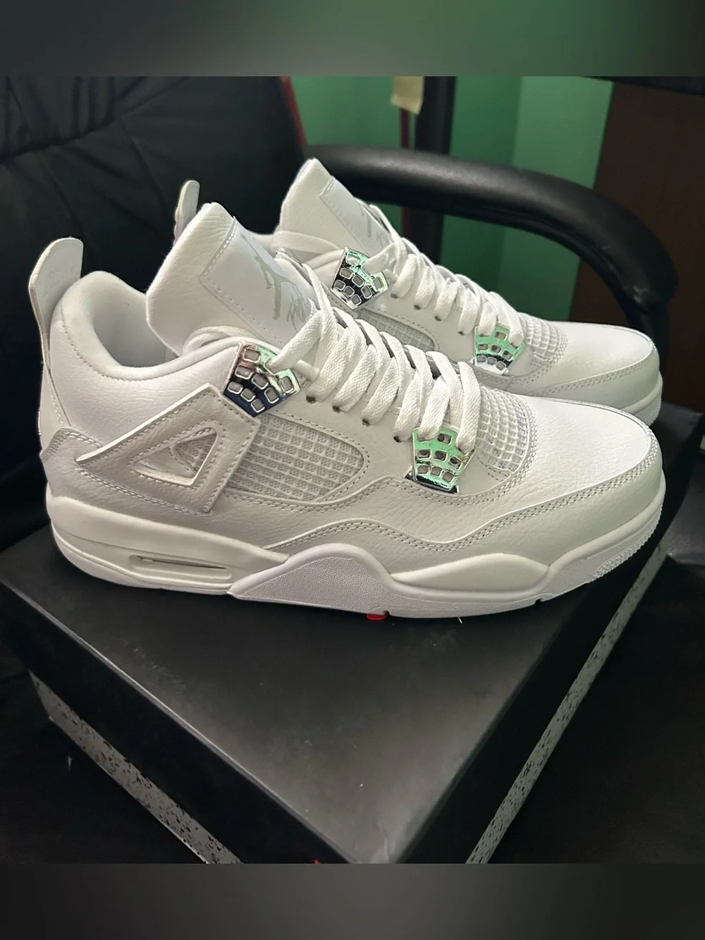 NIB Air Jordan White Leather Retro 4 Sneakers